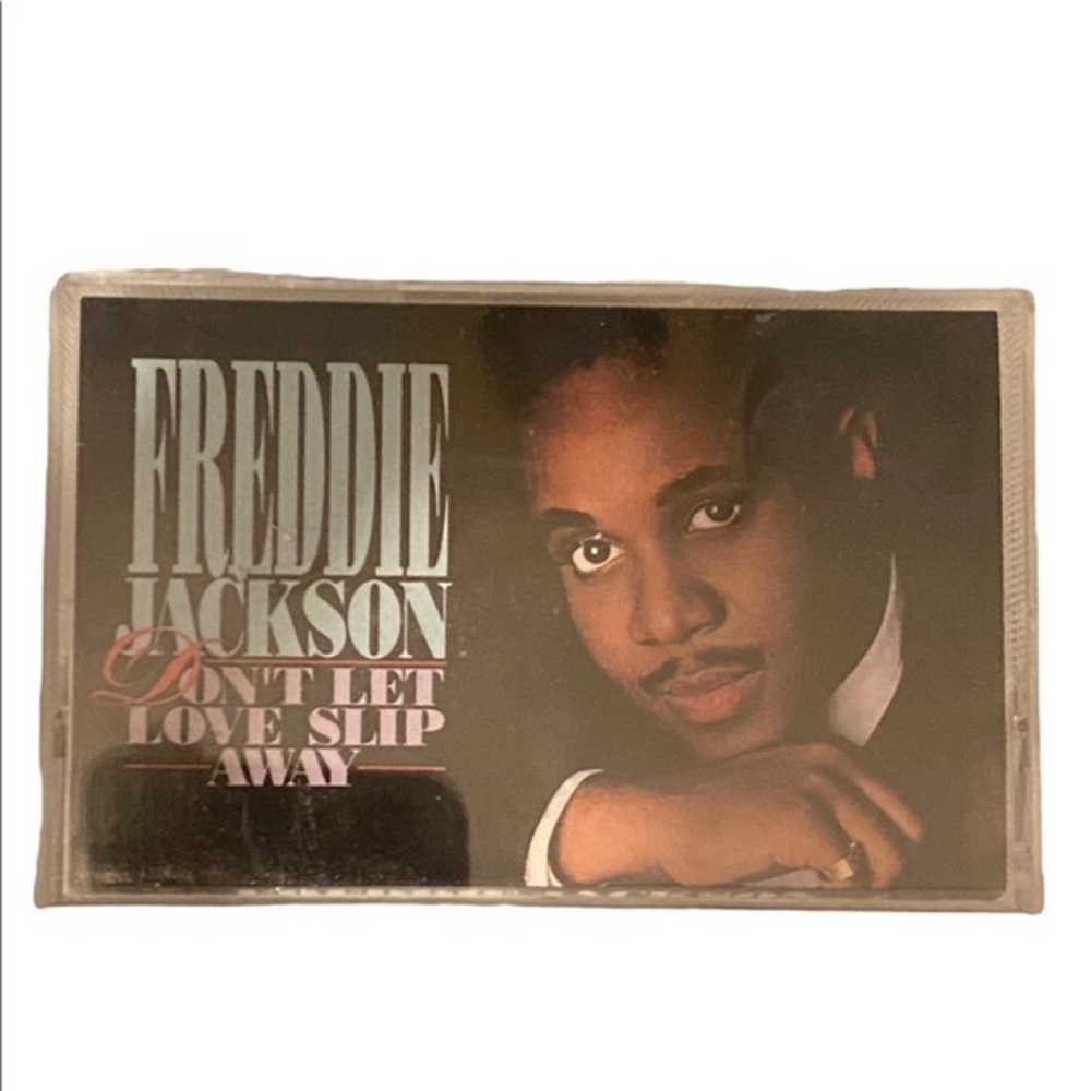 Freddie Jackson Don't Let Love Slip Away (Cassette) good condition.